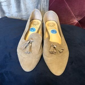 Beige suede tassel flat/loafers, Vince Camuto, 7.5